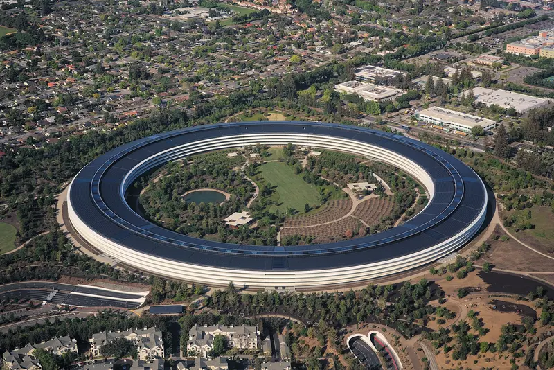 Aerial view of Apple Park dllu