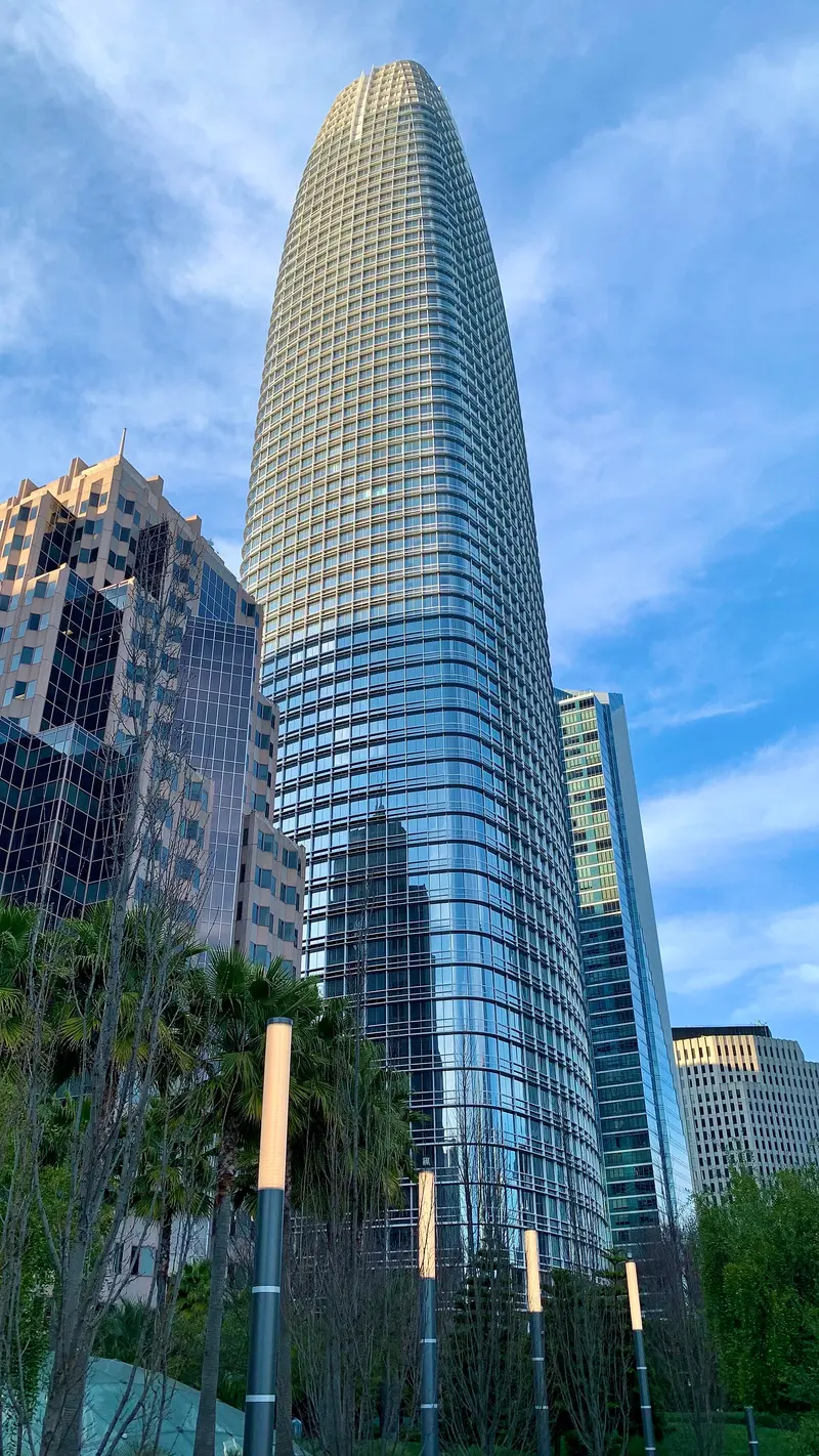 Salesforce Tower from Salesforce Park