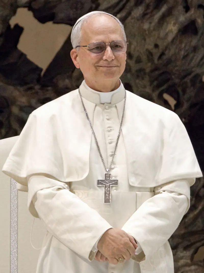 Pope Leo XIV 3 (3x4 cropped)
